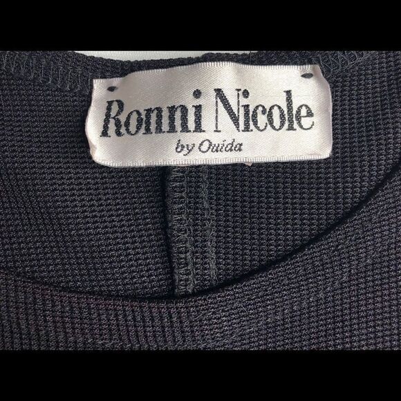 Ronni Nicole Skirt Set - Red Long Sleeve Blazer, Black Sleeveless Dress - Picture 12 of 12